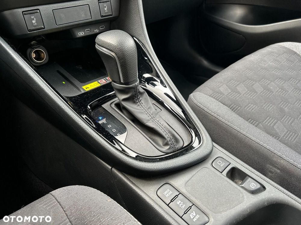 Toyota Yaris Hybrid 1.5 Style - 20