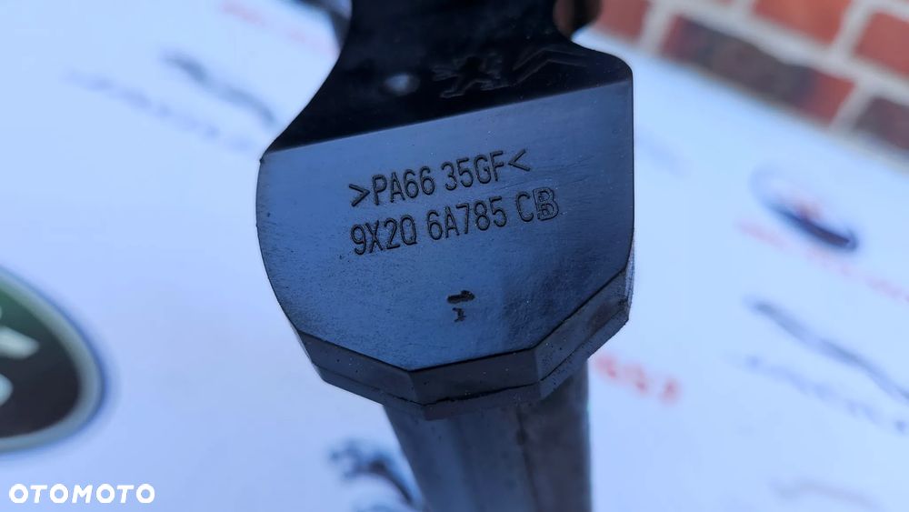 Jaguar XJ 351 3.0D 306DT Odma oleju Separator odpowietrzający olej 9X2Q6A785CB - 4