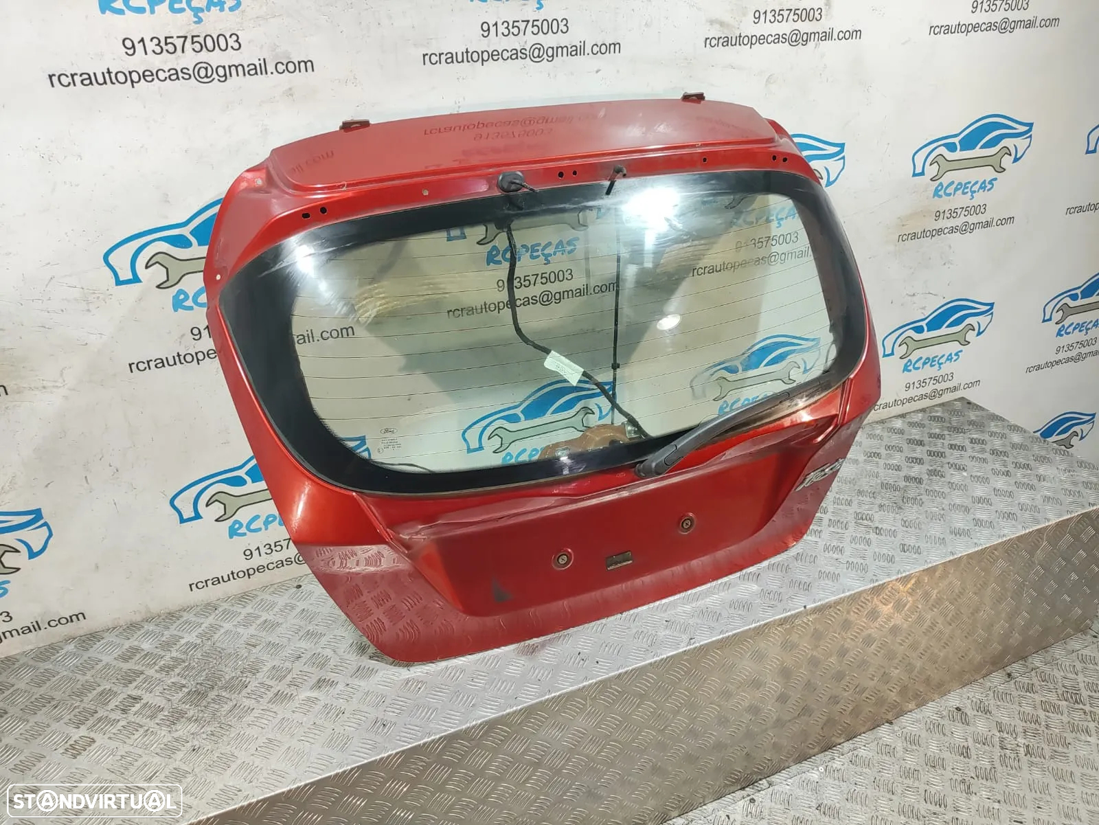 Porta / Tampa da Mala Ford Fiesta VI 6 MK6 em Vermelho / Vermelha - 6