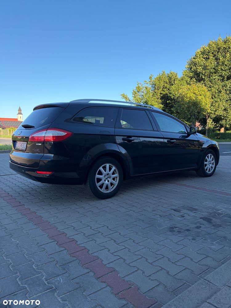 Ford Mondeo 2.0 TDCi Black Magic - 4