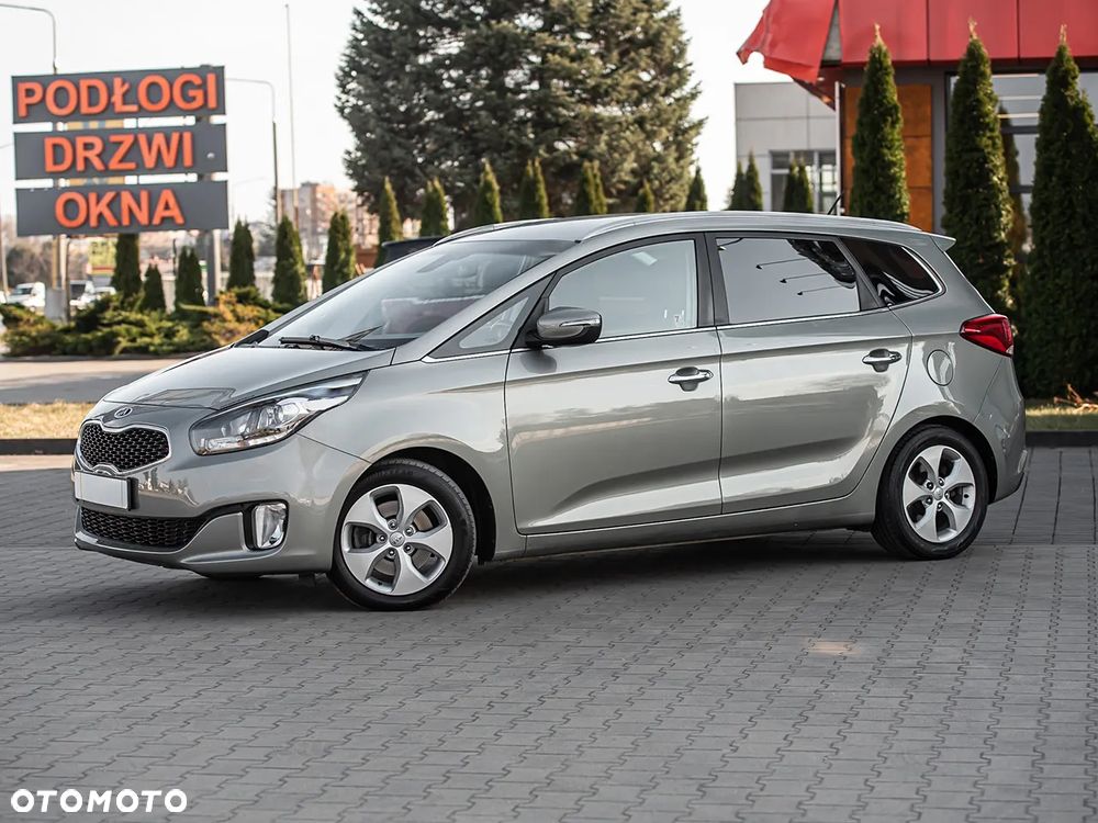 Kia Carens 1.7 CRDi M 7os - 7