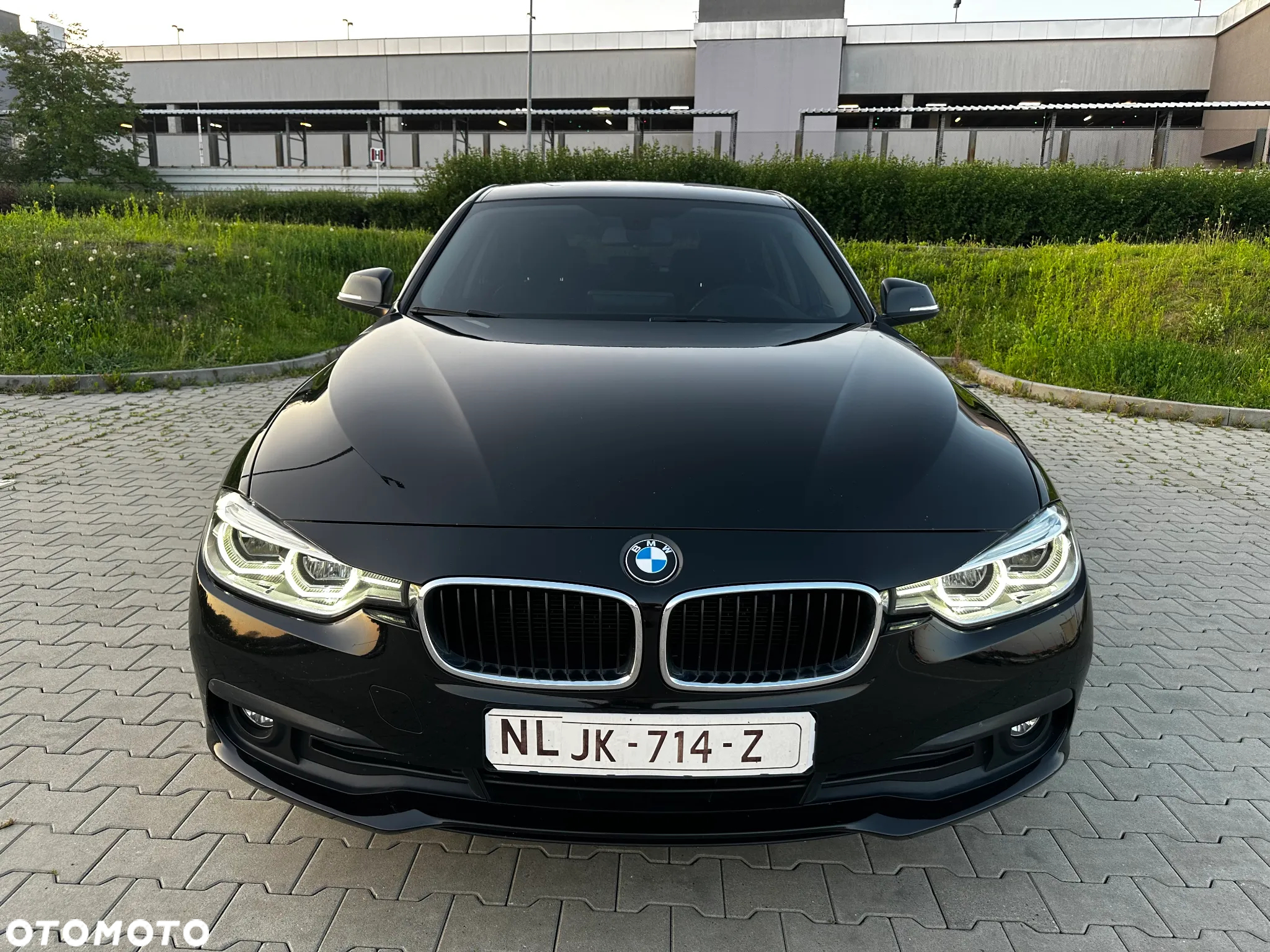 BMW Seria 3 316d M Sport - 12