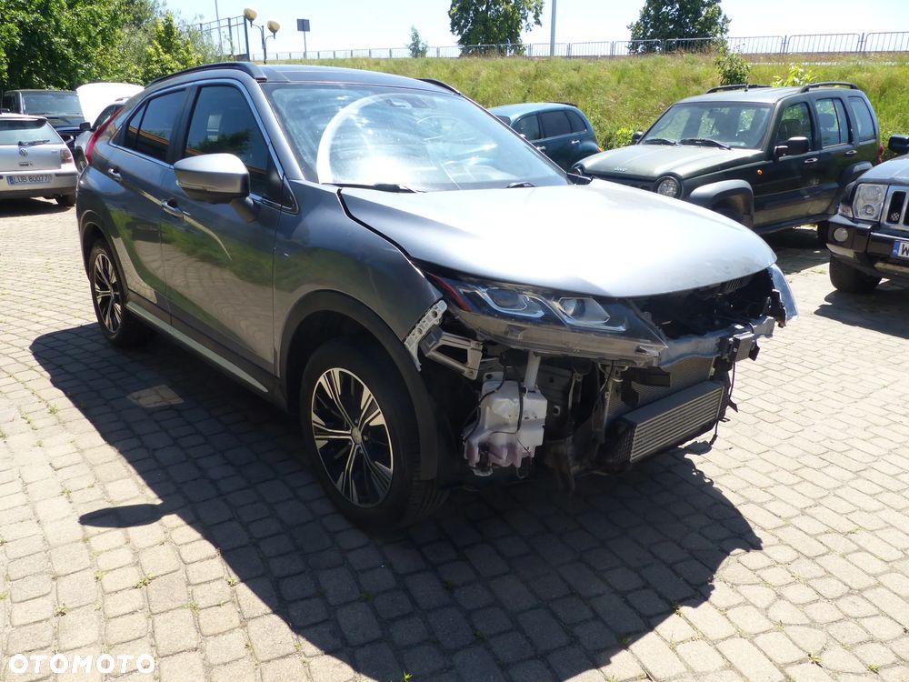 Mitsubishi Eclipse Cross 1.5 T-MIVEC ClearTec CVT 4WD Diamant Edition Plus - 3