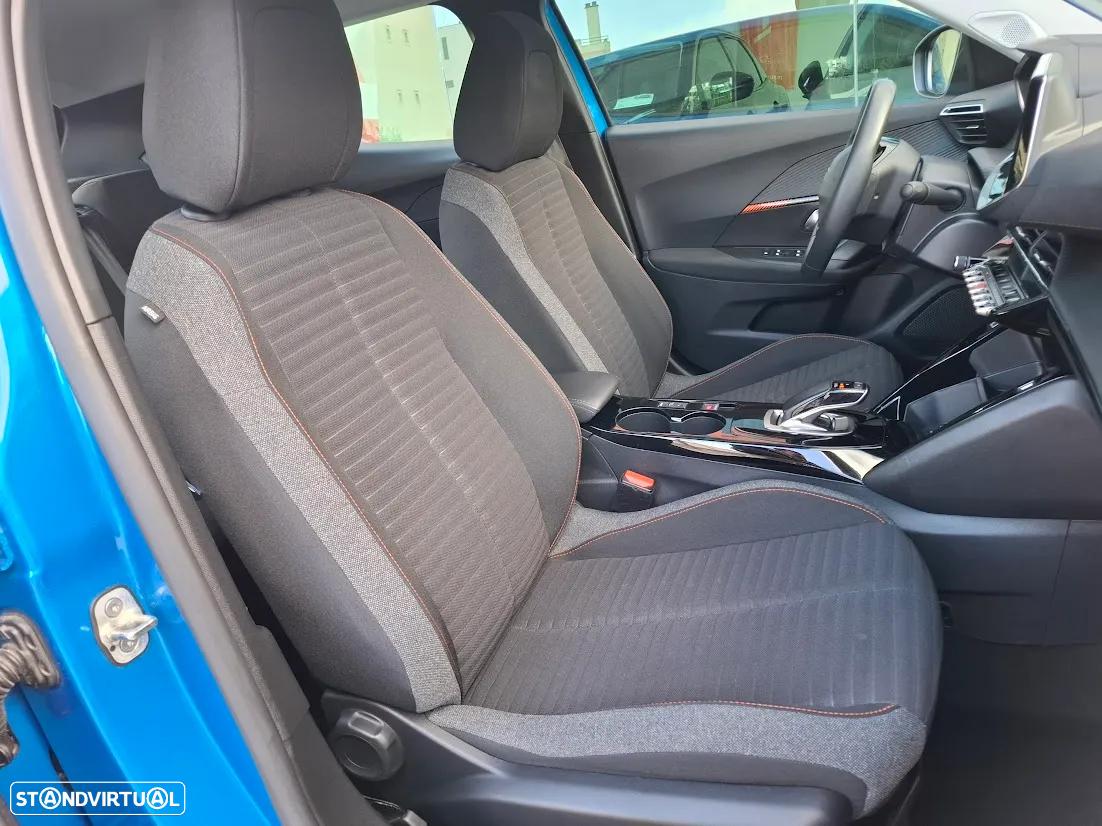 Peugeot e-2008 50 kWh Active Pack - 30
