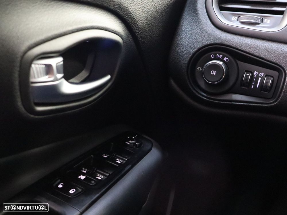 Jeep Renegade 1.6 MJD Longitude - 17