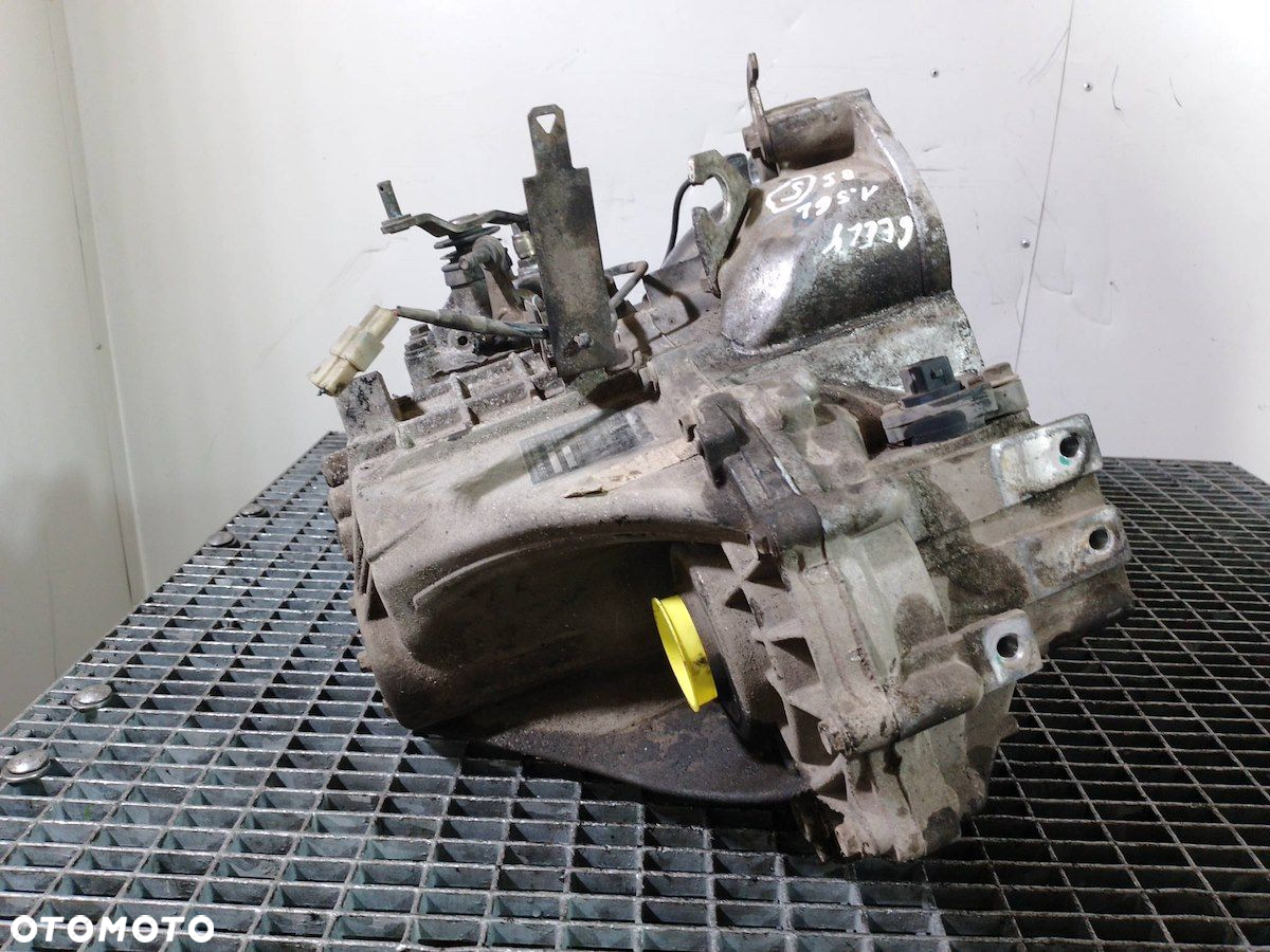 SKRZYNIA BIEGÓW MANUALNA GEELY MK  1.5 GL - 5