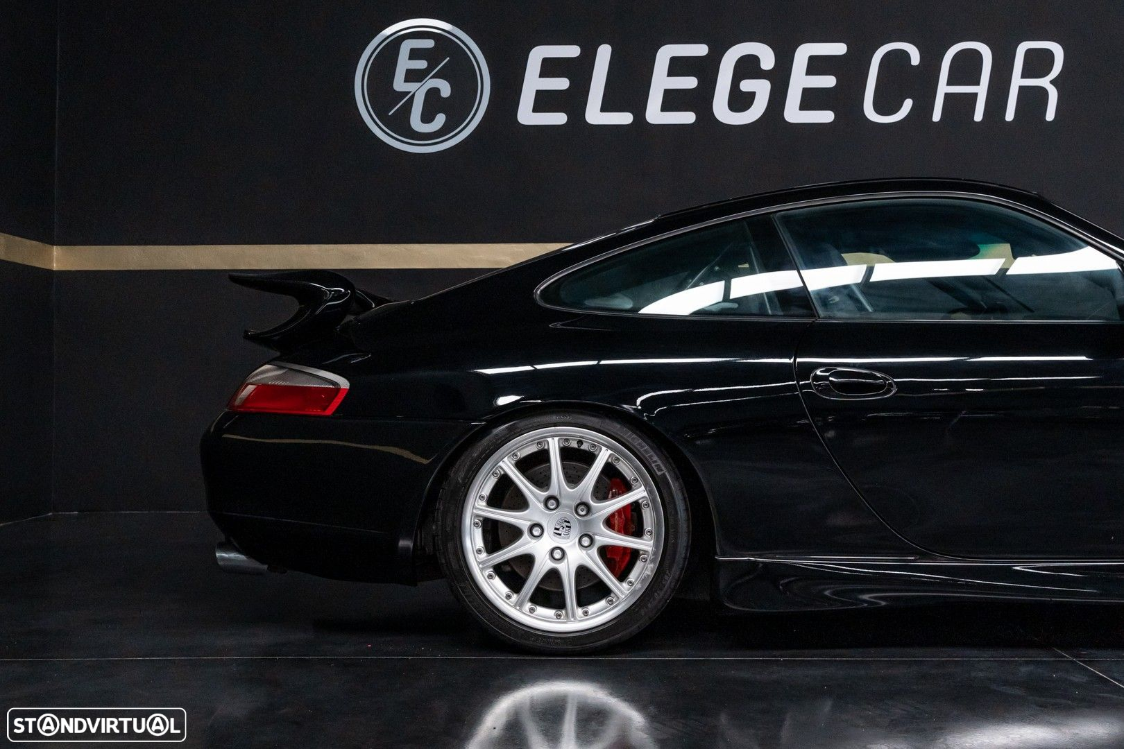 Porsche 911 Série F - 6