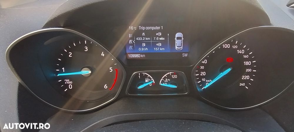 Ford Kuga - 6