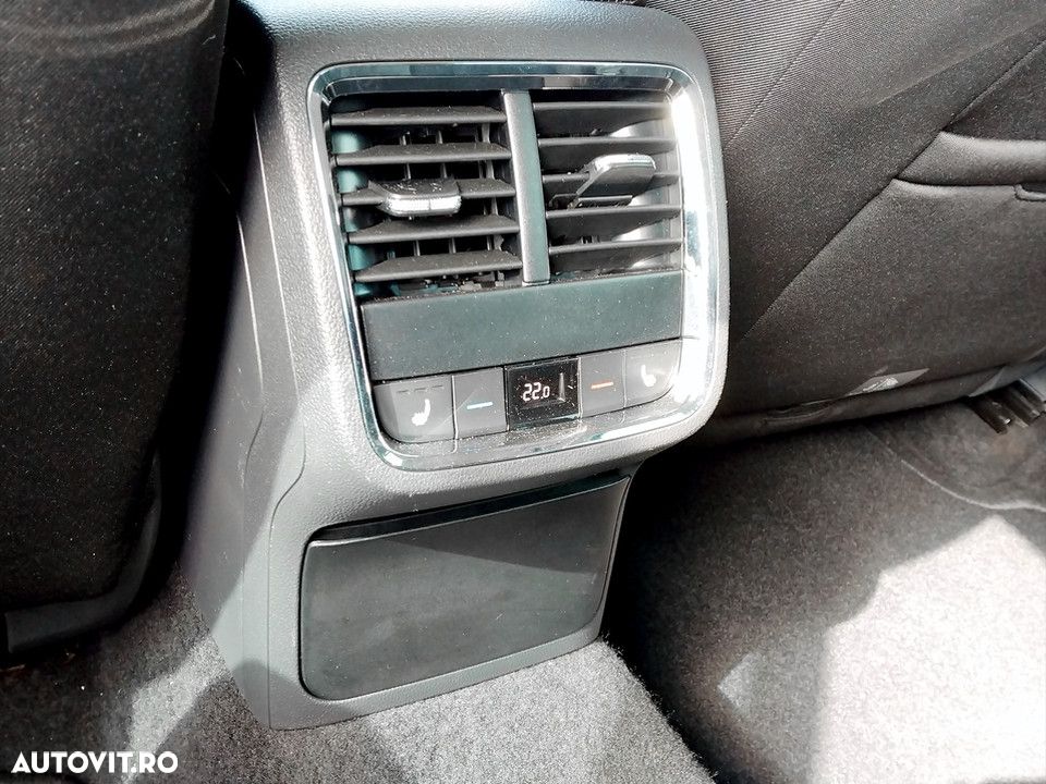 Skoda Octavia Combi Diesel 2.0 TDI DSG Ambition - 22