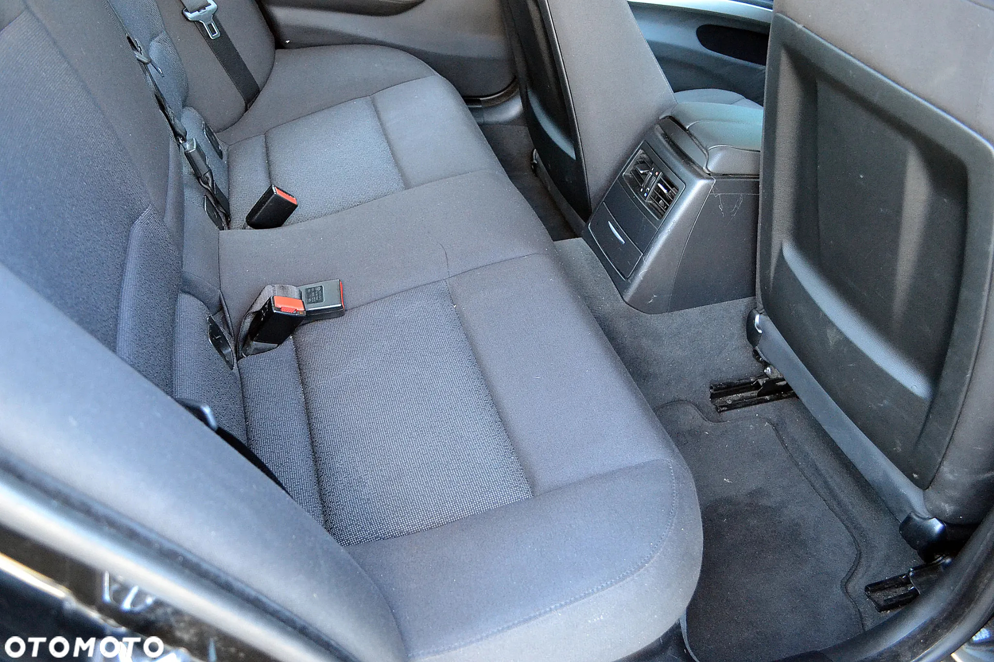 BMW Seria 3 318d - 9