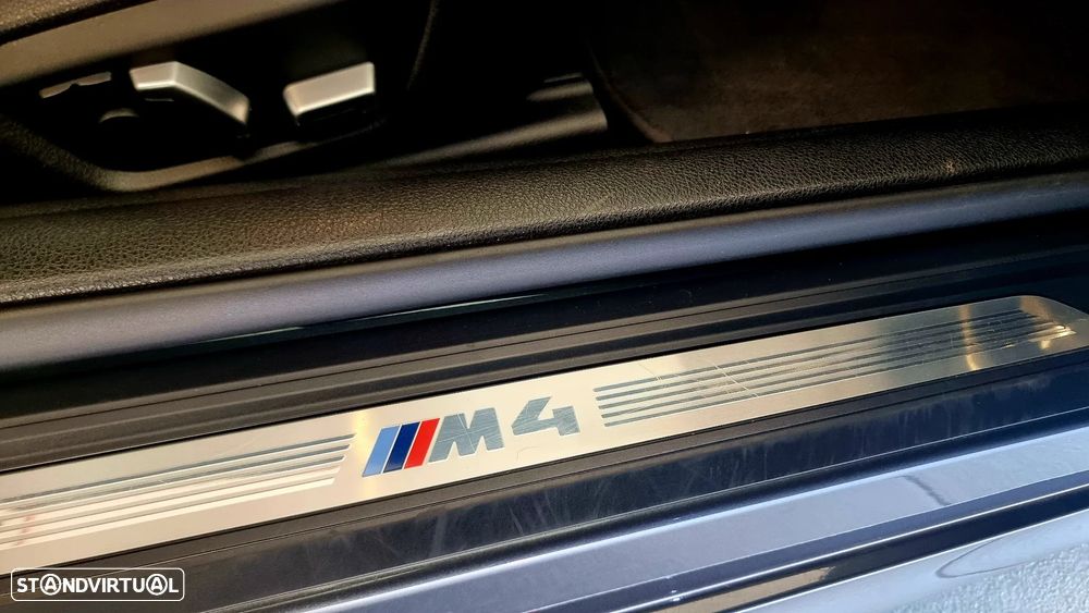 BMW M4 Auto - 11