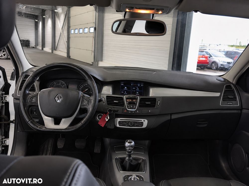 Renault Laguna dCi 110 FAP Expression - 4