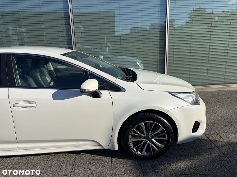 Toyota Avensis 1.8 Prestige MS - 7