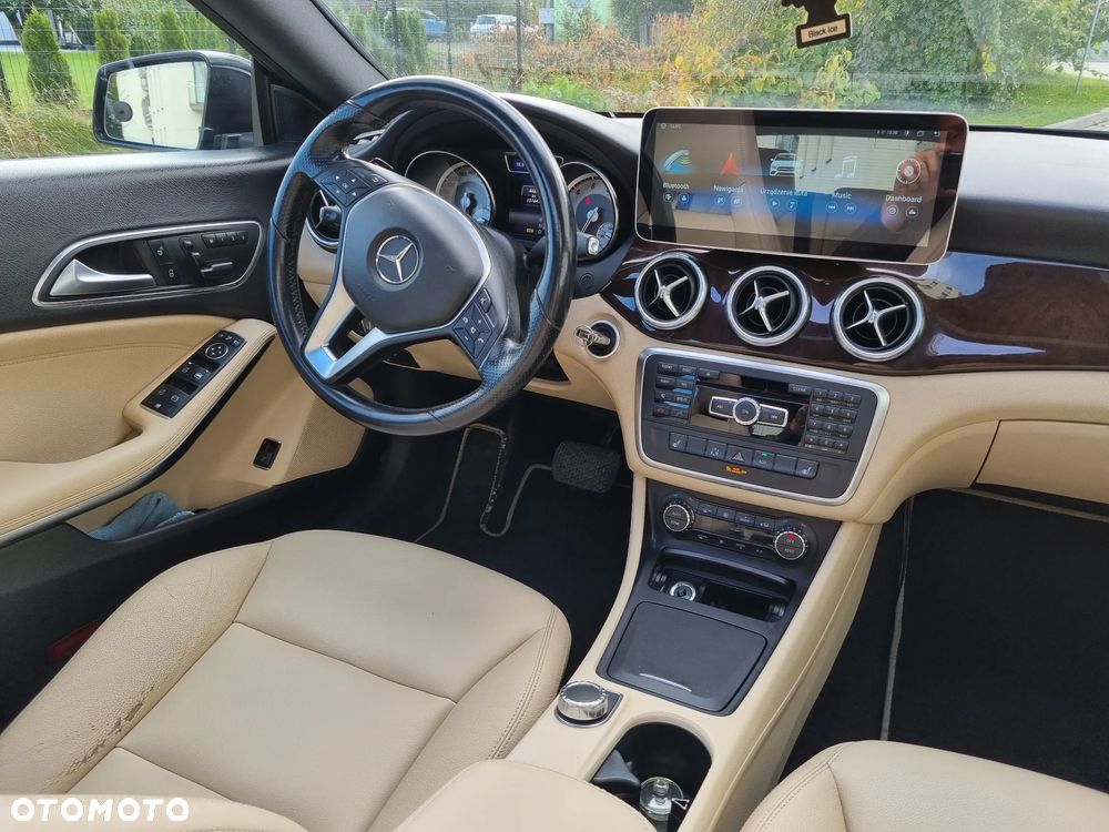 Mercedes-Benz CLA 250 Sport 7G-DCT - 21