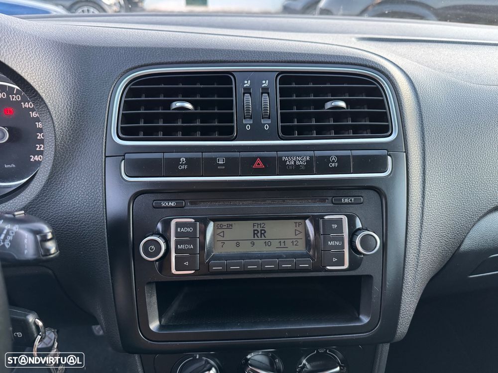 VW Polo 1.6 TDI Confortline BlueMotion - 18