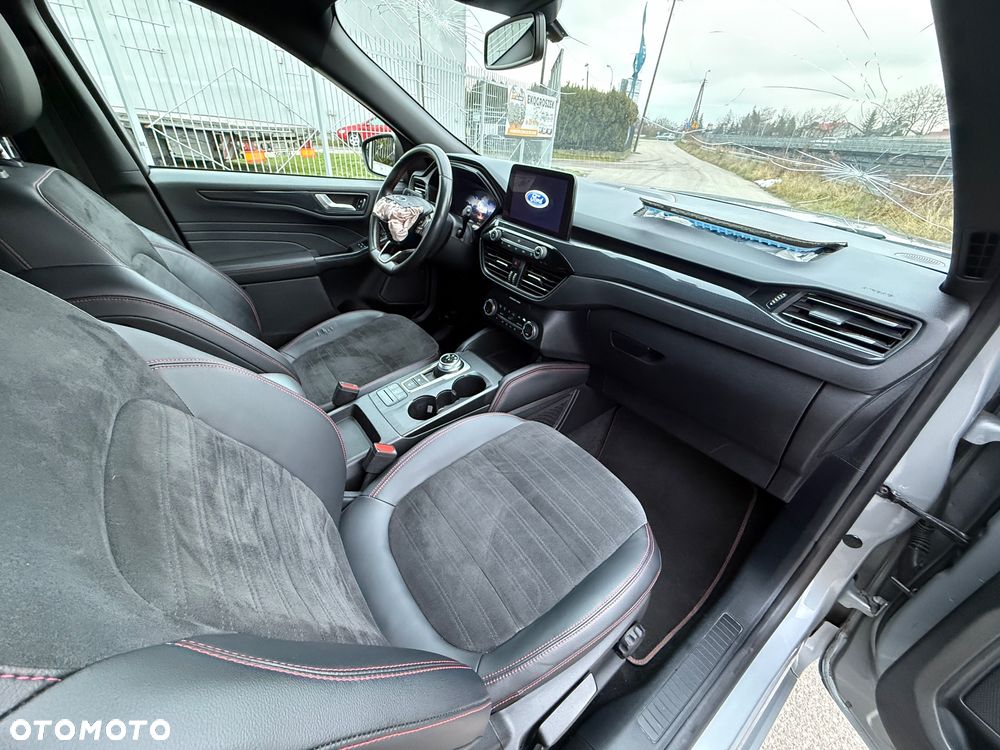 Ford Kuga 2.5 Duratec PHEV ST-LINE X - 11