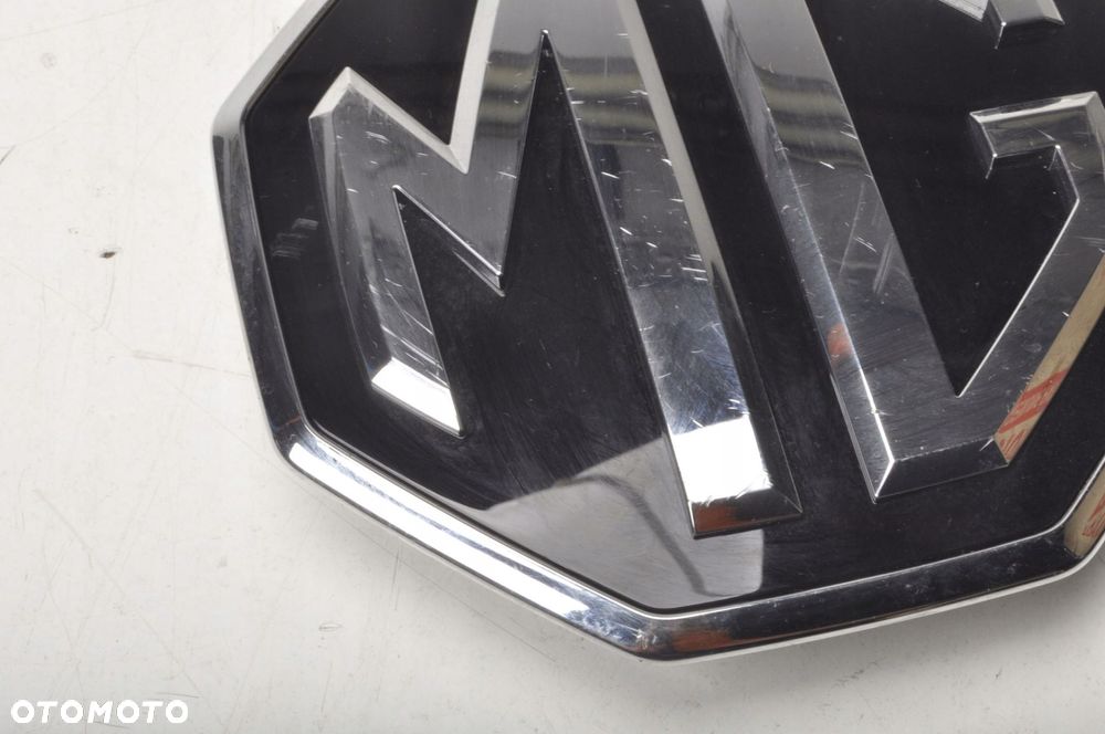 MG HS ZNACZEK LOGO EMBLEMAT PRZÓD 10745955 2024 LIFT - 7