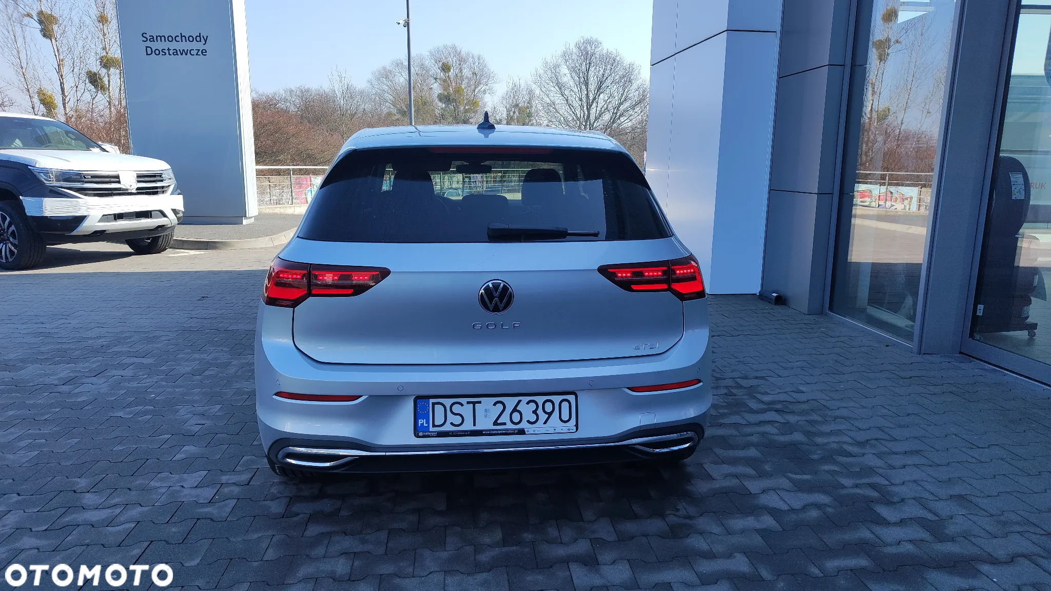 Volkswagen Golf - 10