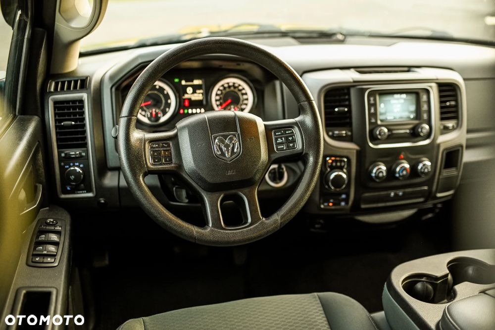 Dodge RAM 1500 5.7 4x4 - 25