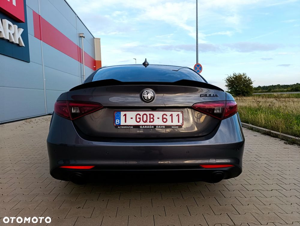 Alfa Romeo Giulia 2.2 Super - 18