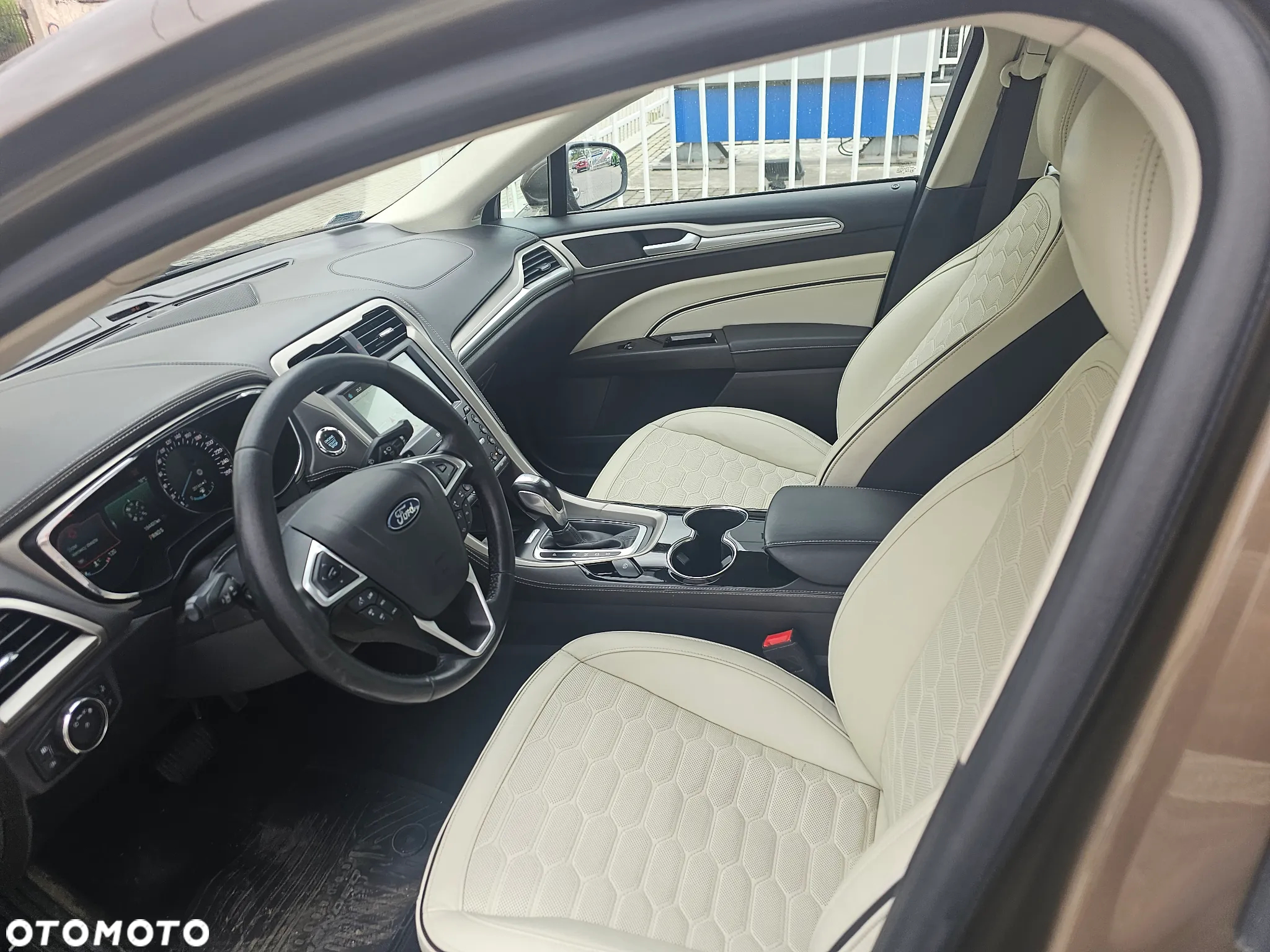 Ford Mondeo Vignale 2.0 EcoBoost - 3