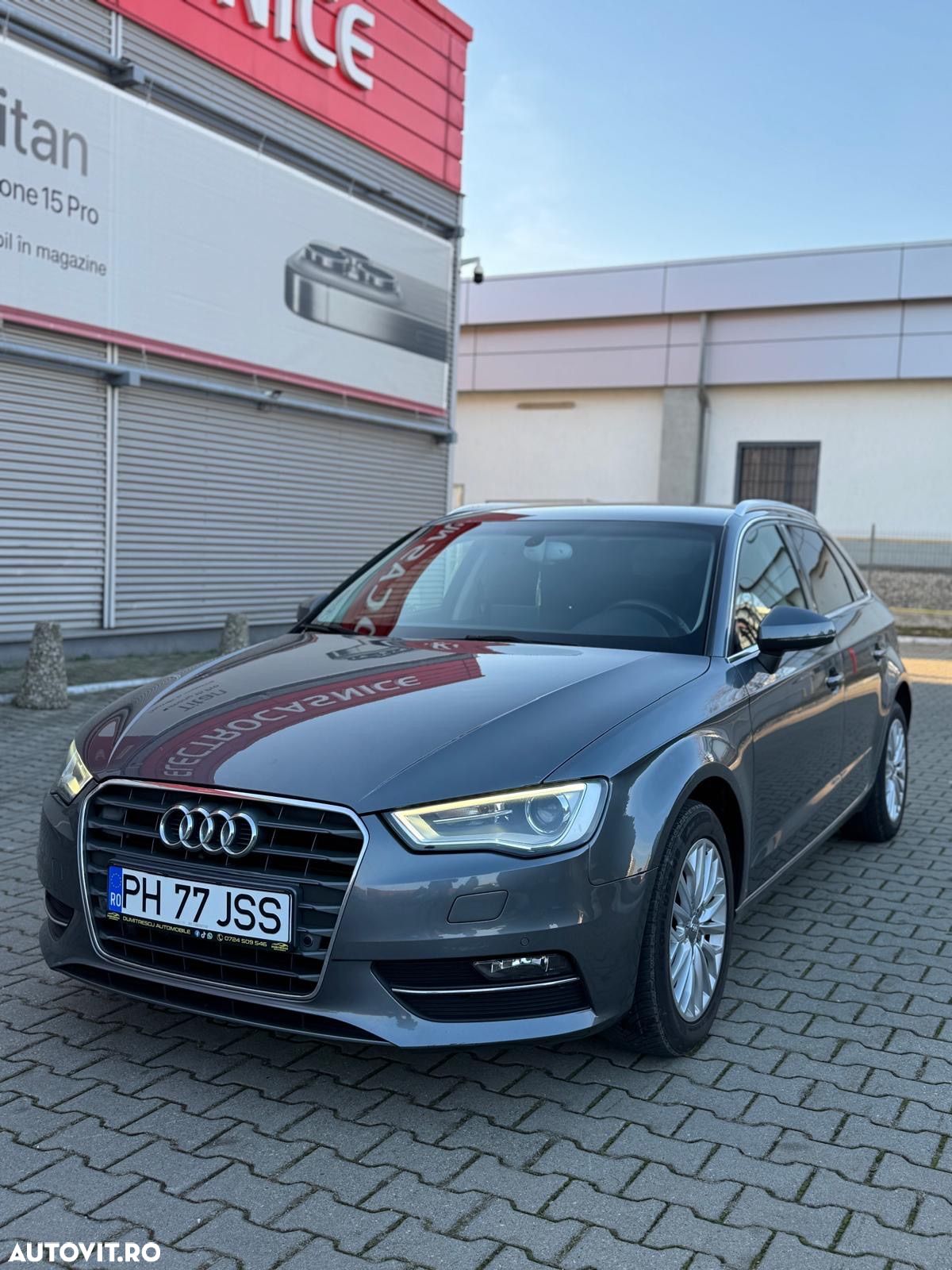 Audi A3 1.6 TDI S tronic Sport - 1