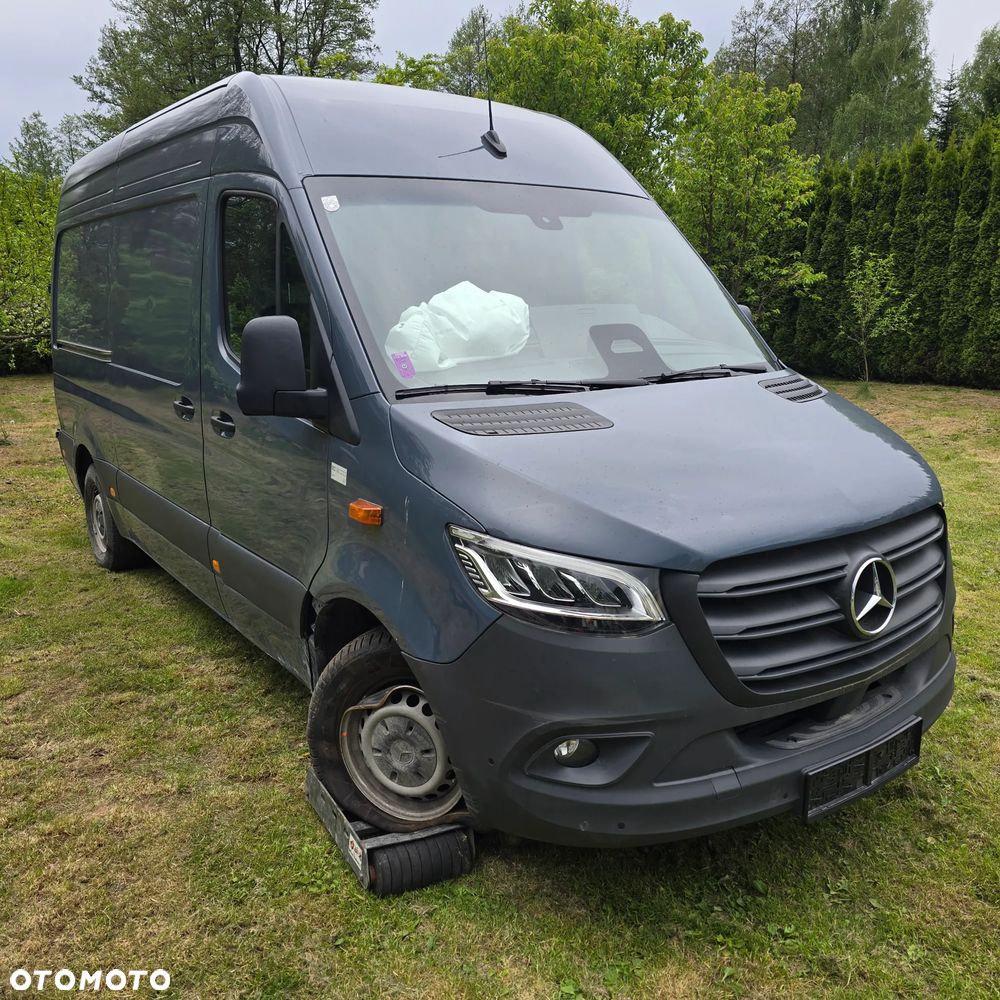 Mercedes-Benz sprinter - 4