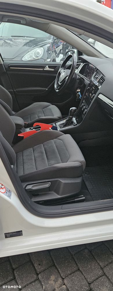 Volkswagen Golf Variant 2.0 TDI SCR DSG Active - 28