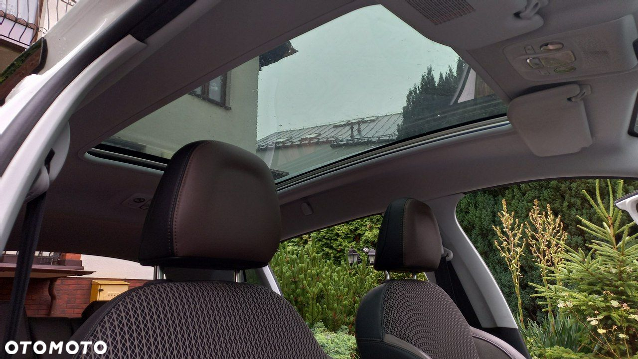 Peugeot 2008 1.6 e-HDi Allure S&S - 27