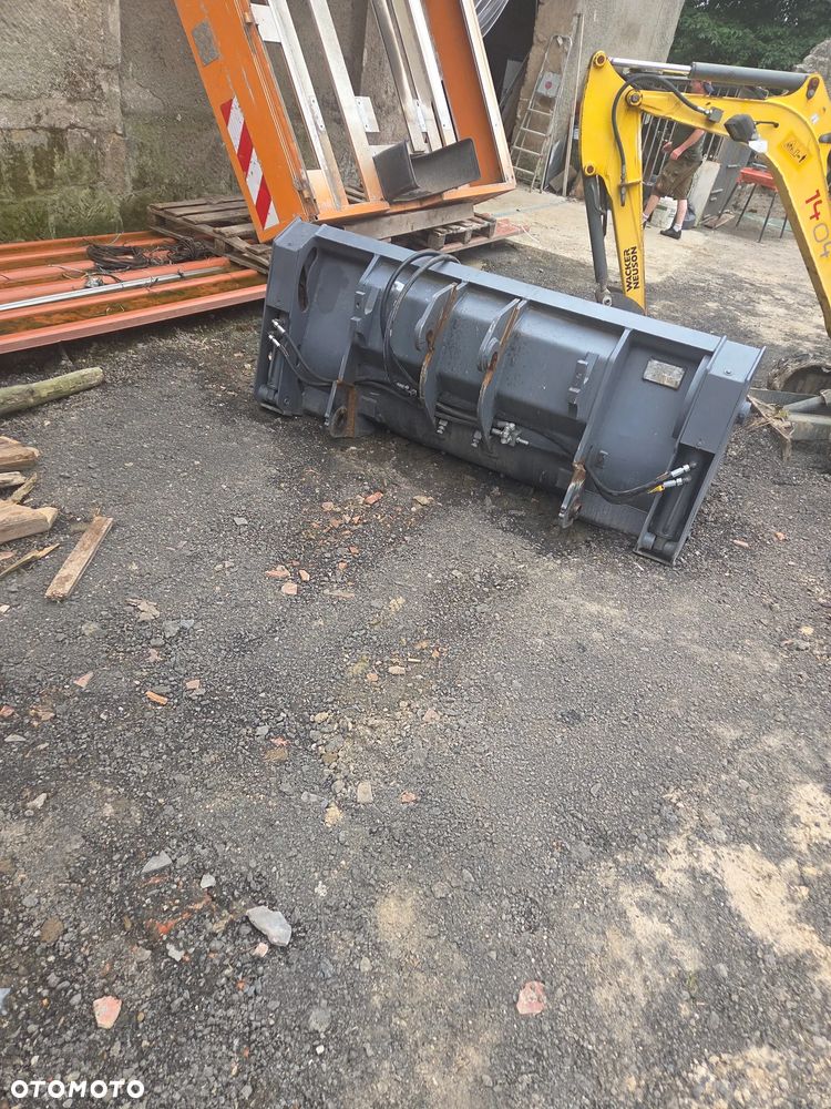 O&K L8.5 Terex Atlas - 32