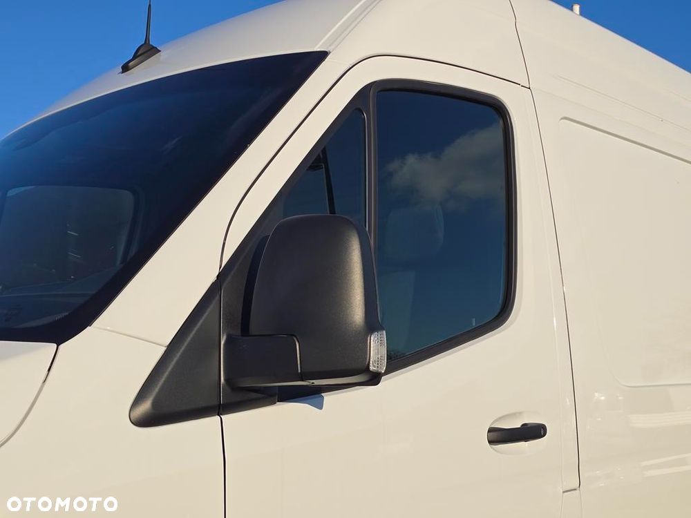 Mercedes-Benz Sprinter 317 CDI Long BASE 9G-Tronic - 23