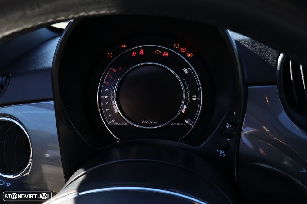 Fiat 500 1.0 Hybrid Club - 35
