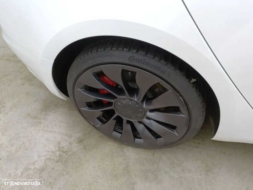 Tesla Model 3 Performance Dual Motor AWD - 12