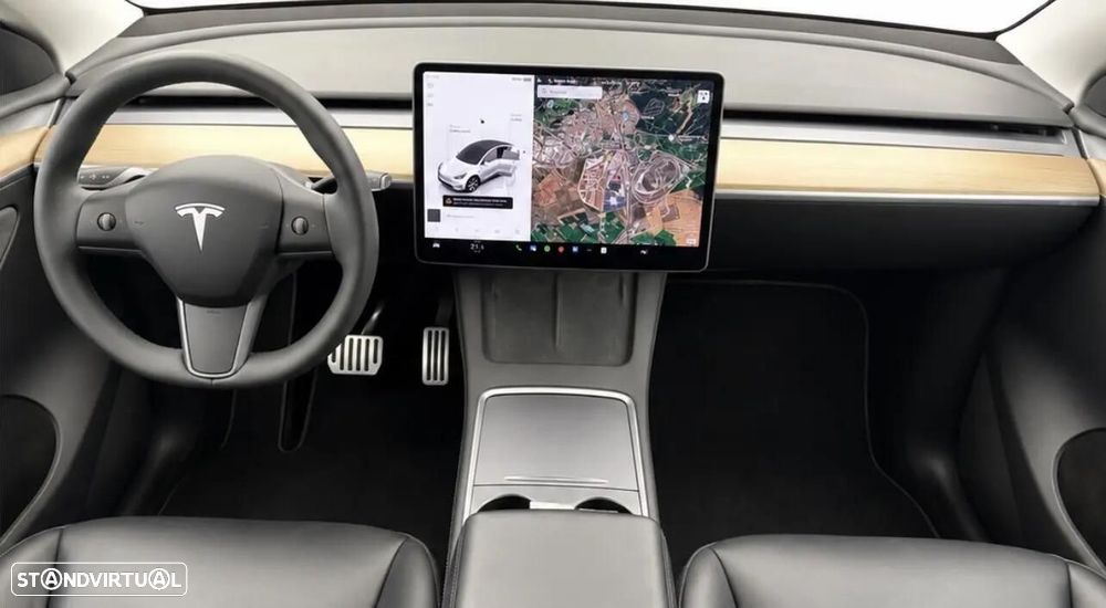 Tesla Model Y RWD - 8