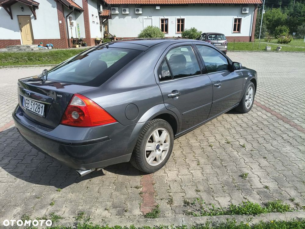 Ford Mondeo 2.5 V6 Ghia - 7