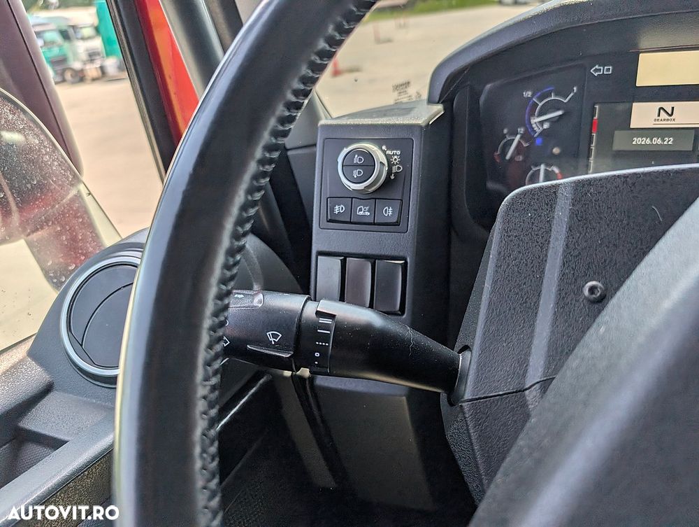 Renault T 520 - 9