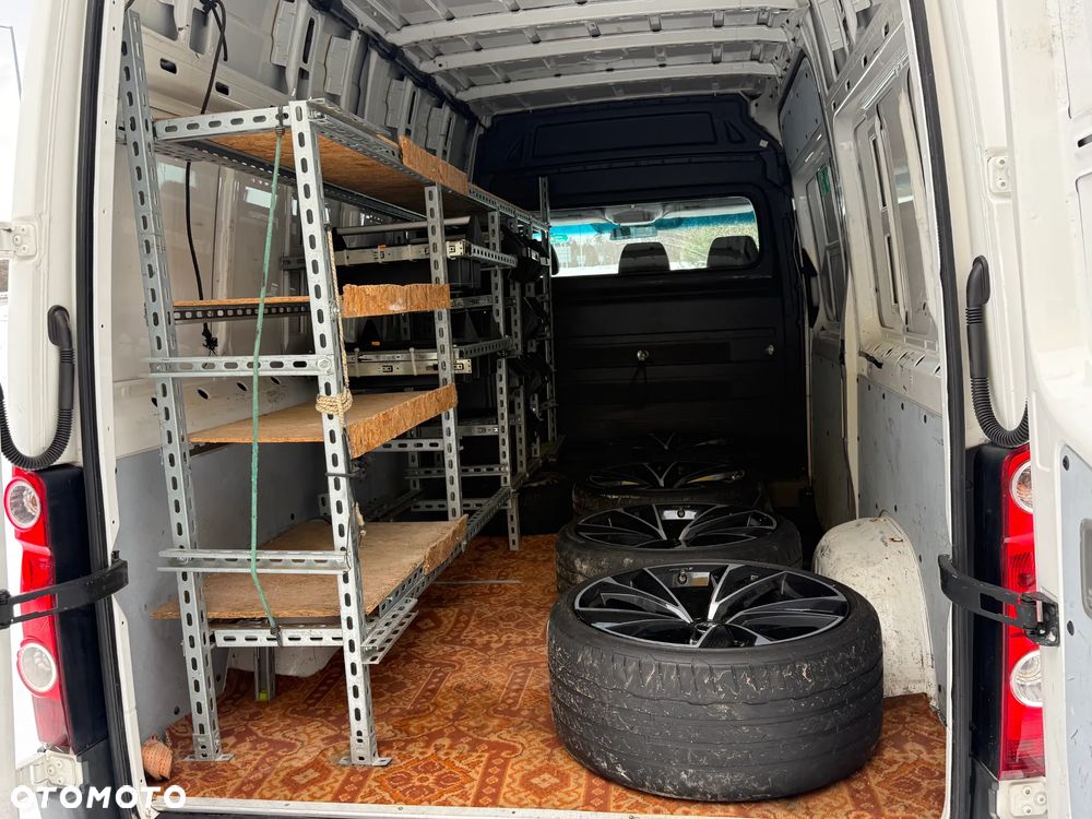 Volkswagen Crafter - 16