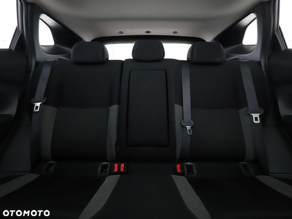 Nissan Qashqai 1.6 DIG-T N-Connecta - 19