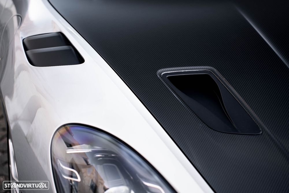 Porsche 718 Cayman GT4 RS - 33