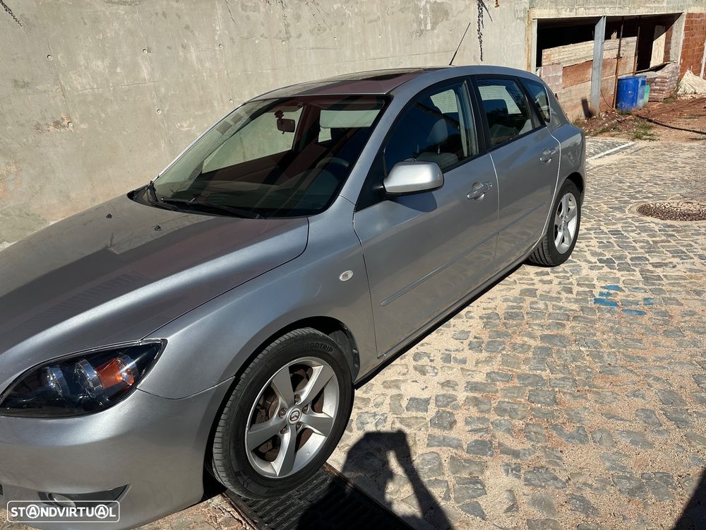 Mazda 3 Hatchback - 2