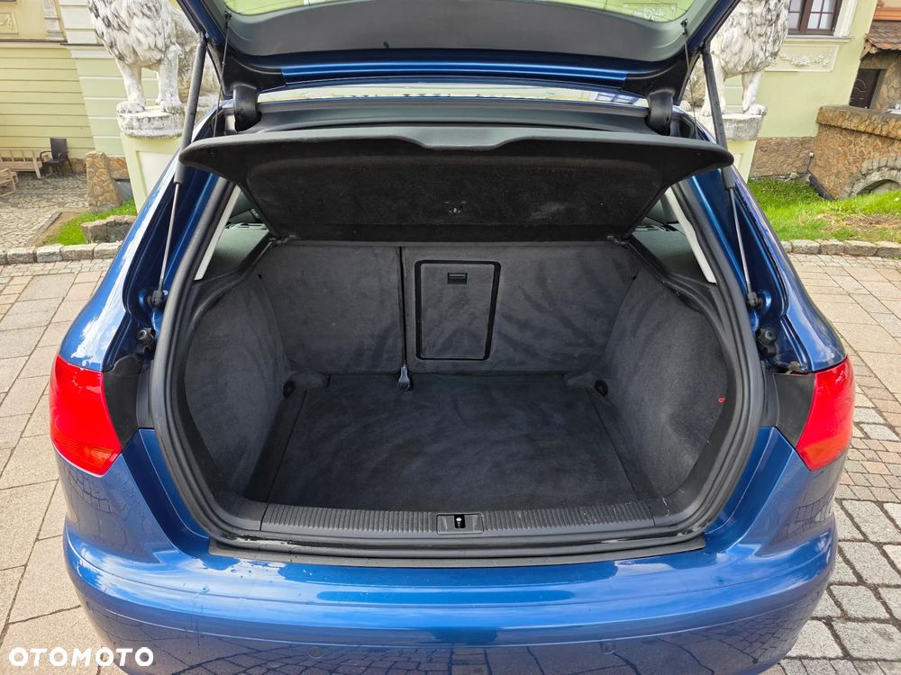 Audi A3 Sportback - 33