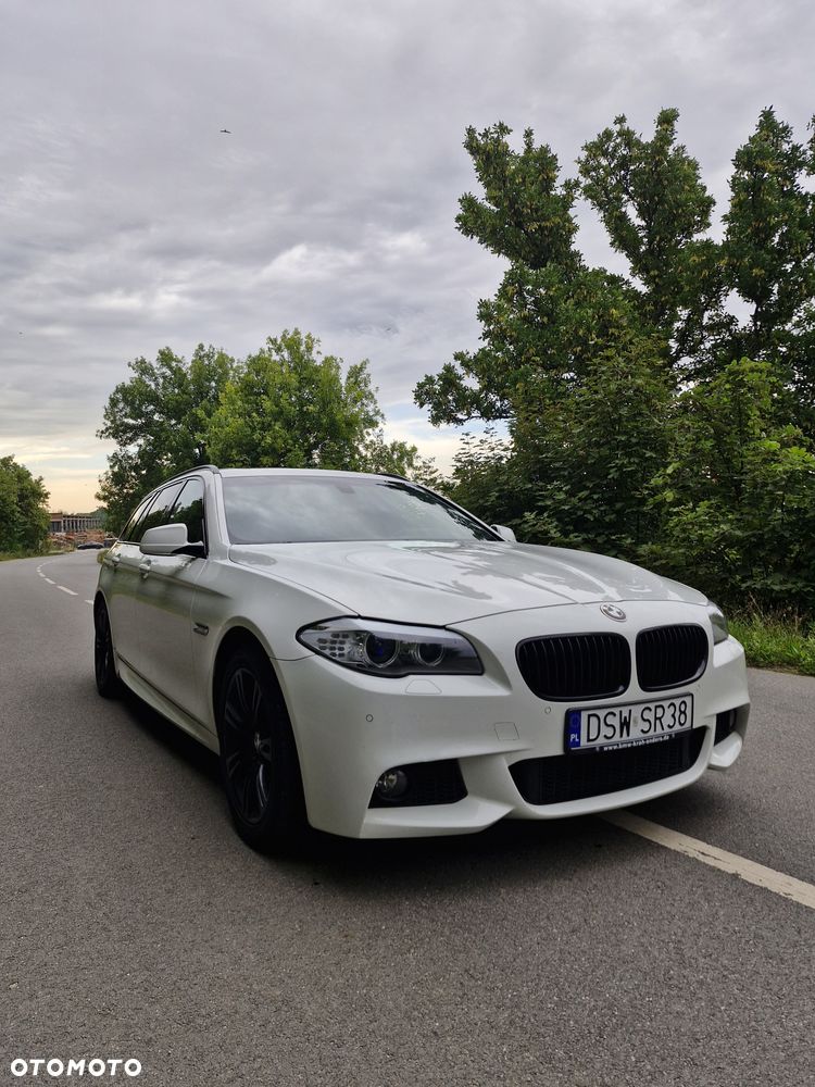 BMW Seria 5 525d - 1