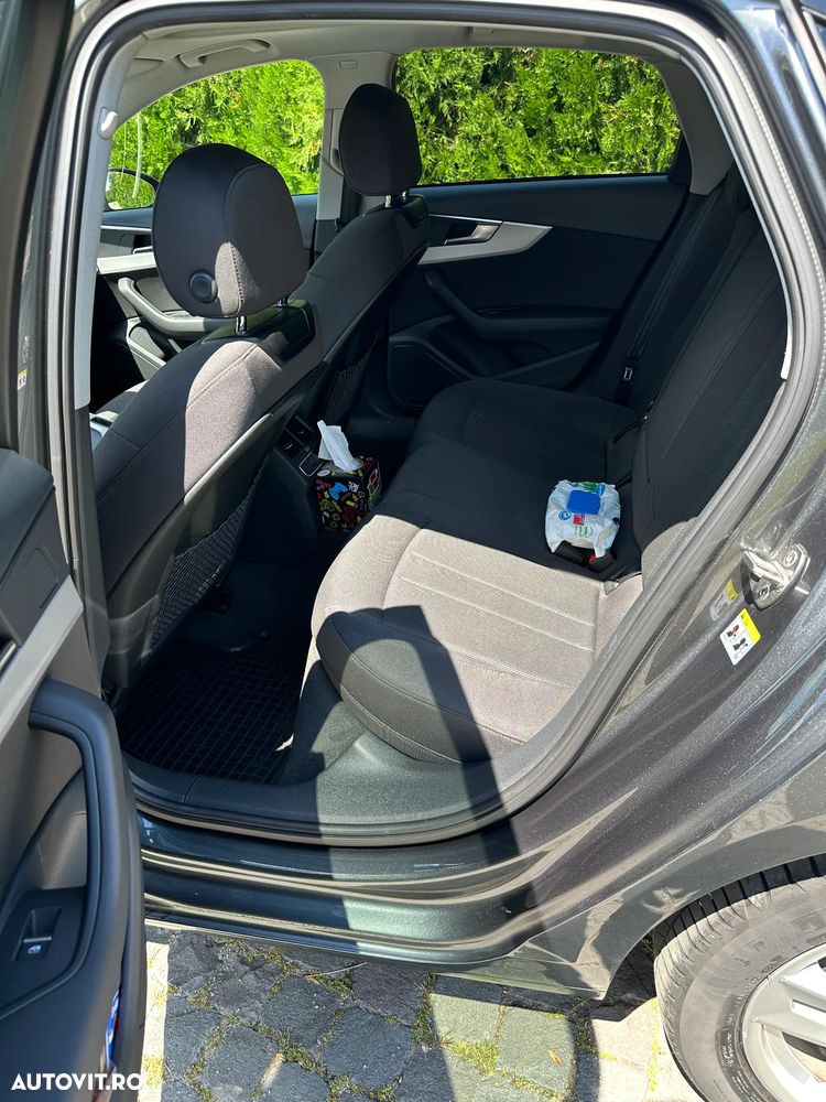 Audi A4 Limuzina - 11