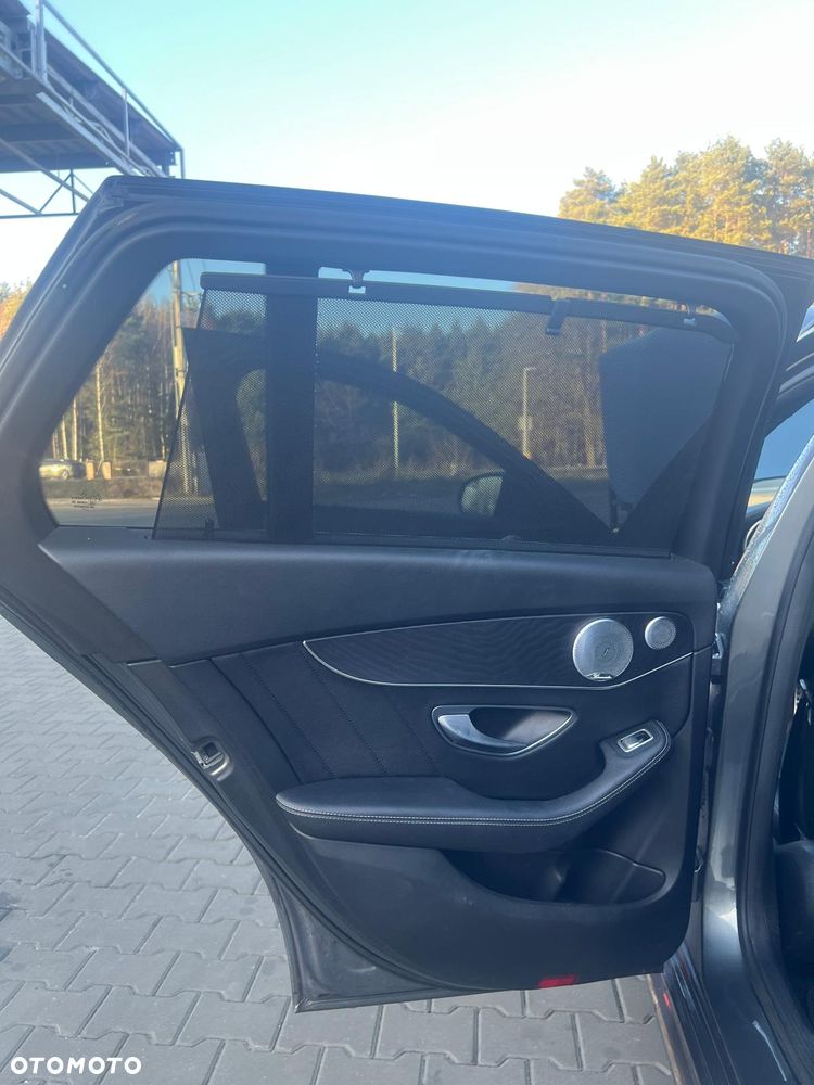 Mercedes-Benz Klasa C 250 d 4Matic 9G-TRONIC AMG Line - 13