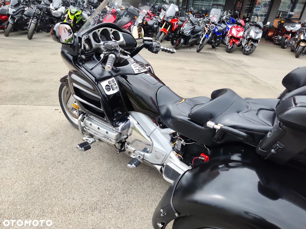 Honda GL - 12