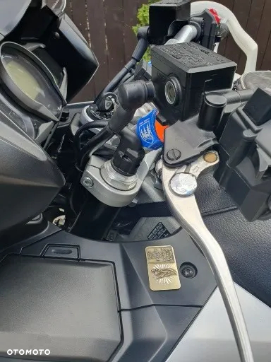 Yamaha FJR - 7