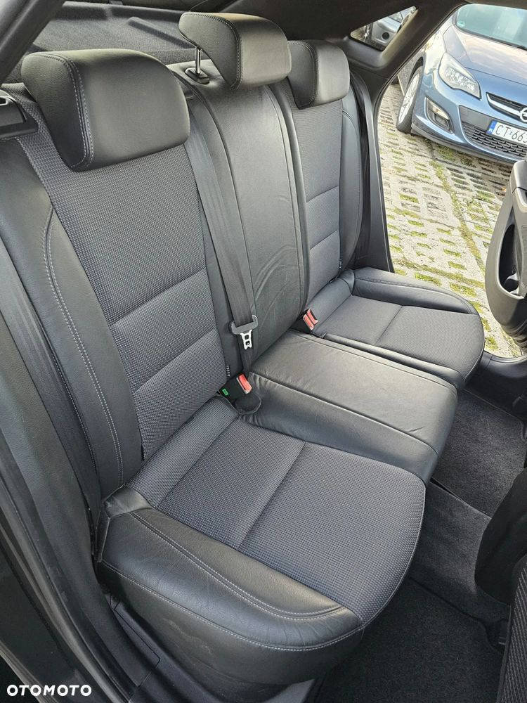 Hyundai i30 1.6 GDI BlueDrive Go - 19