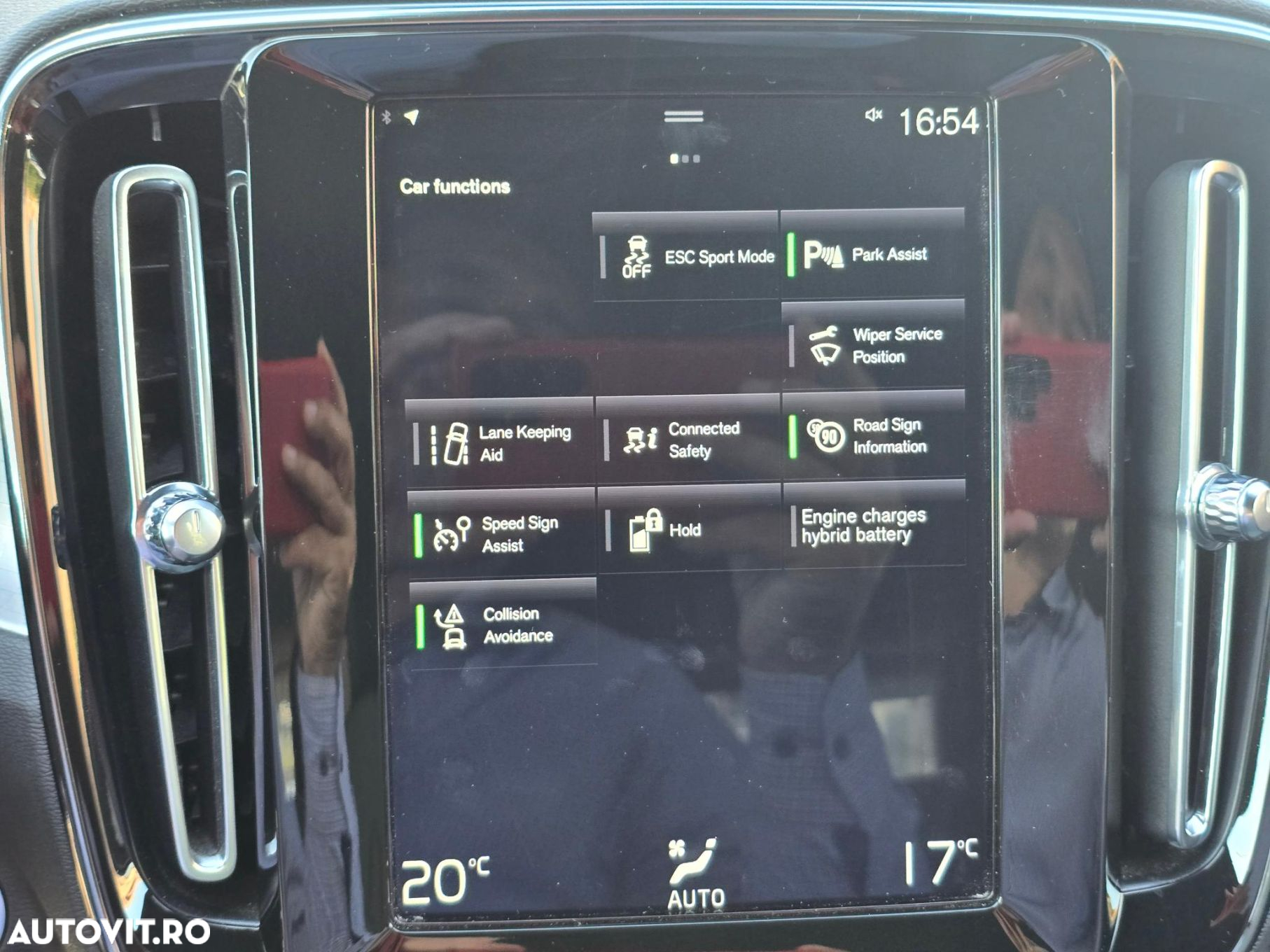 Volvo XC 40 Recharge T5 Twin Engine AT7 Inscription Expression - 25
