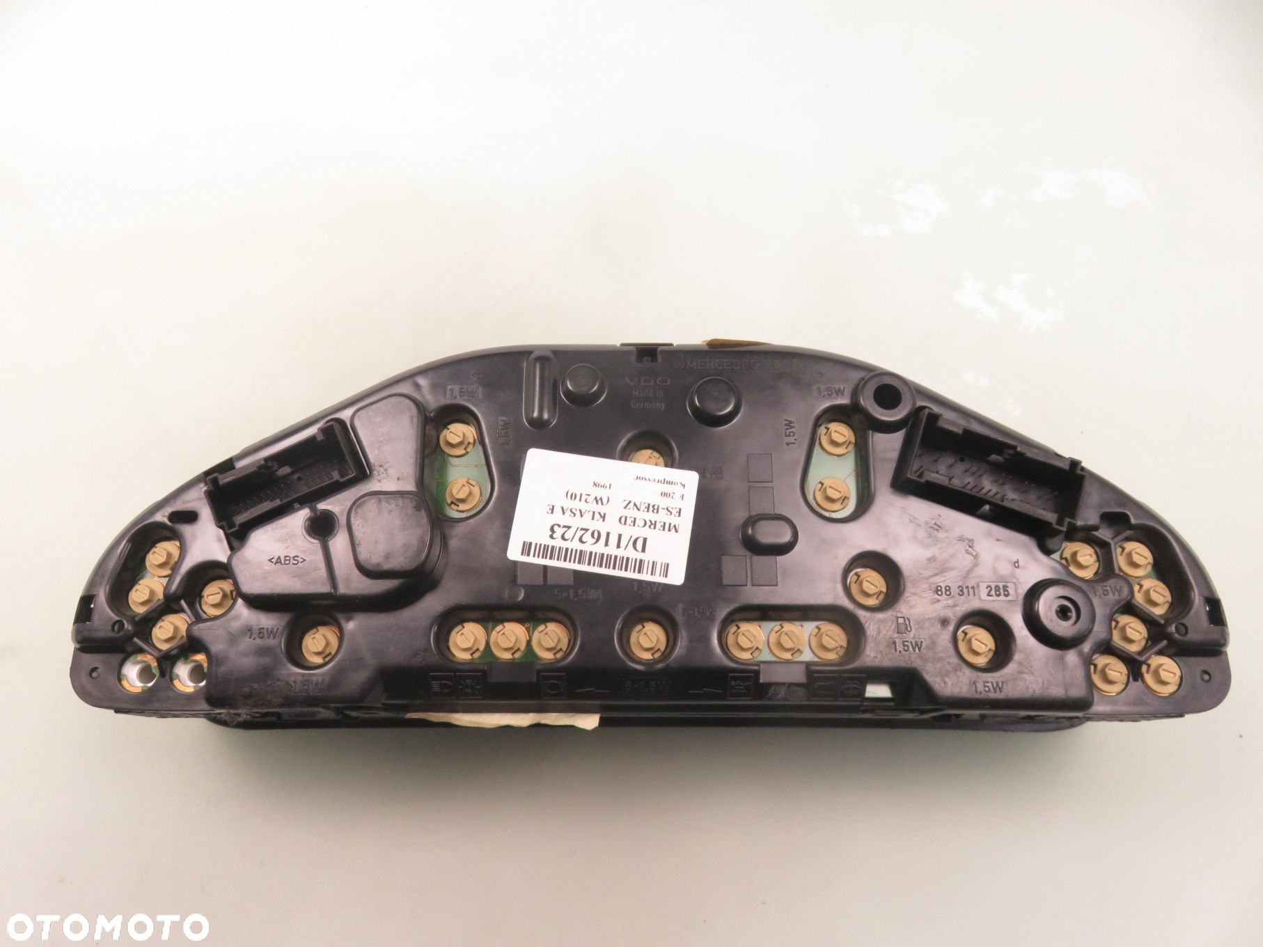 LICZNIK MERCEDES W210 E 200 2105404648 - 3