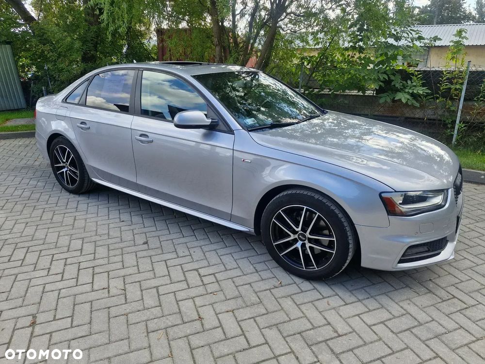 Audi A4 Limousine - 1